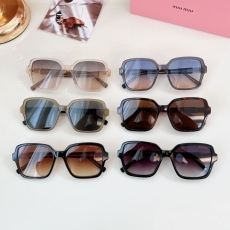 Miu miu Sunglasses